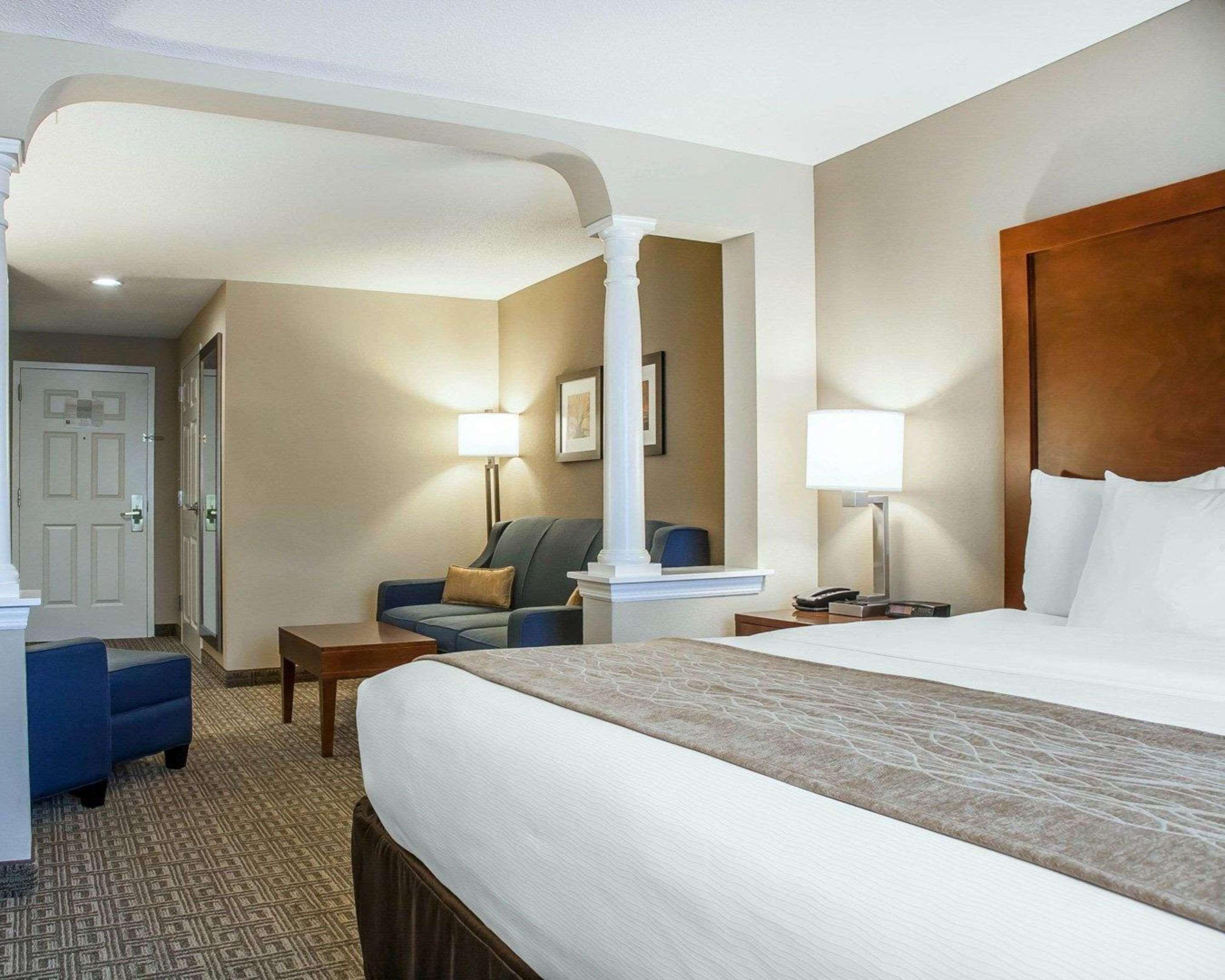 Comfort Inn & Suites Sturbridge-Brimfield المظهر الخارجي الصورة