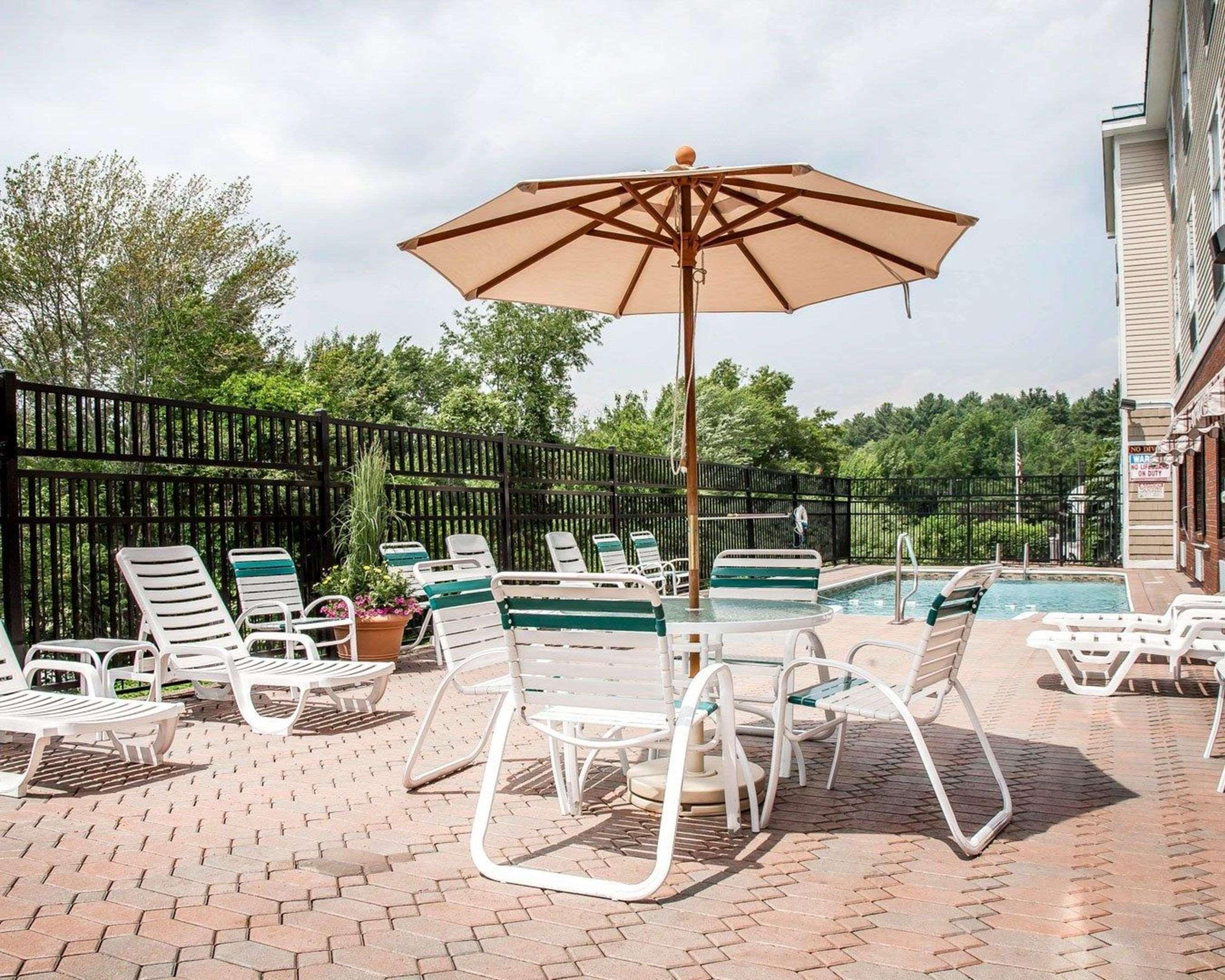 Comfort Inn & Suites Sturbridge-Brimfield المظهر الخارجي الصورة