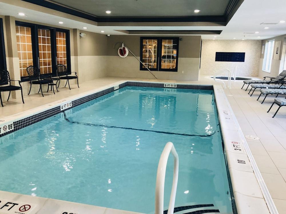 Comfort Inn & Suites Sturbridge-Brimfield المظهر الخارجي الصورة